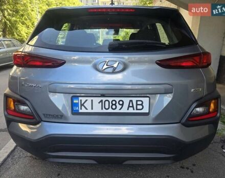 Сірий Хендай Kona, об'ємом двигуна 2 л та пробігом 60 тис. км за 14300 $, фото 2 на Automoto.ua
