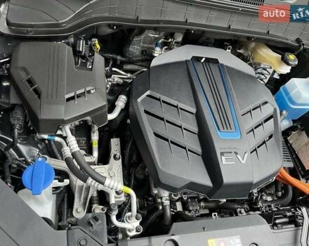 Серый Хендай Kona, объемом двигателя 0 л и пробегом 80 тыс. км за 18900 $, фото 20 на Automoto.ua