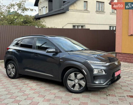 Серый Хендай Kona, объемом двигателя 0 л и пробегом 65 тыс. км за 16399 $, фото 59 на Automoto.ua