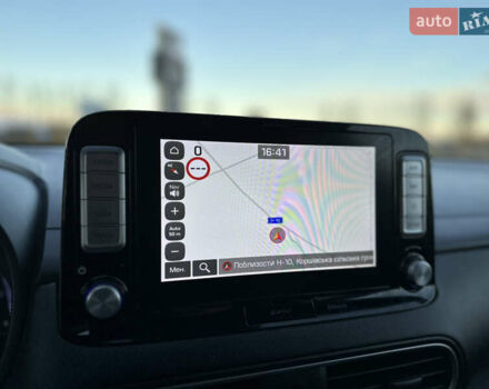 Серый Хендай Kona, объемом двигателя 0 л и пробегом 126 тыс. км за 17300 $, фото 94 на Automoto.ua