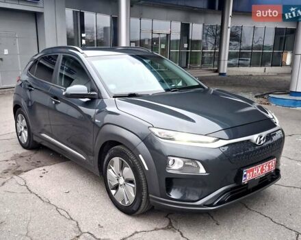 Сірий Хендай Kona, об'ємом двигуна 0 л та пробігом 114 тис. км за 17300 $, фото 3 на Automoto.ua