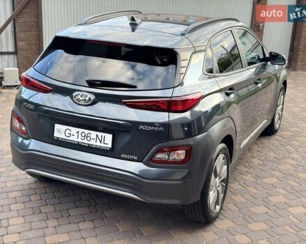 Сірий Хендай Kona, об'ємом двигуна 0 л та пробігом 71 тис. км за 17700 $, фото 15 на Automoto.ua