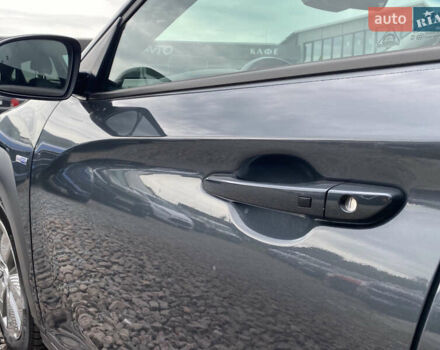 Сірий Хендай Kona, об'ємом двигуна 0 л та пробігом 115 тис. км за 18700 $, фото 9 на Automoto.ua