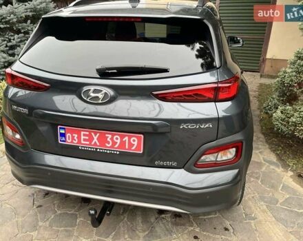 Серый Хендай Kona, объемом двигателя 0 л и пробегом 80 тыс. км за 18900 $, фото 4 на Automoto.ua