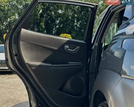 Серый Хендай Kona, объемом двигателя 0 л и пробегом 137 тыс. км за 16700 $, фото 40 на Automoto.ua