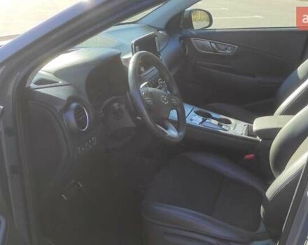 Сірий Хендай Kona, об'ємом двигуна 0 л та пробігом 71 тис. км за 17500 $, фото 31 на Automoto.ua
