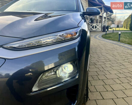 Серый Хендай Kona, объемом двигателя 0 л и пробегом 95 тыс. км за 17500 $, фото 33 на Automoto.ua
