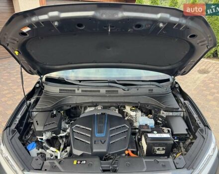 Сірий Хендай Kona, об'ємом двигуна 0 л та пробігом 71 тис. км за 17700 $, фото 81 на Automoto.ua