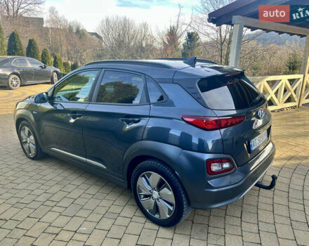 Серый Хендай Kona, объемом двигателя 0 л и пробегом 95 тыс. км за 17500 $, фото 26 на Automoto.ua