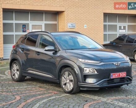 Серый Хендай Kona, объемом двигателя 0 л и пробегом 151 тыс. км за 16399 $, фото 6 на Automoto.ua