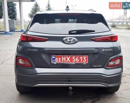 Сірий Хендай Kona, об'ємом двигуна 0 л та пробігом 114 тис. км за 17300 $, фото 9 на Automoto.ua