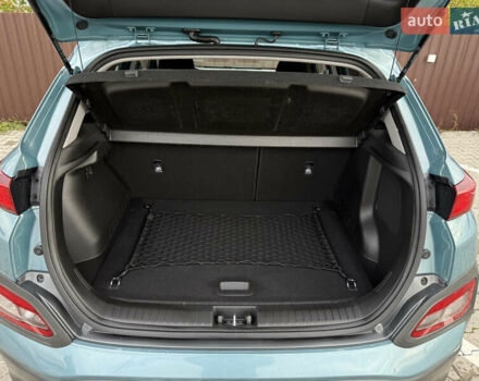 Серый Хендай Kona, объемом двигателя 0 л и пробегом 127 тыс. км за 17650 $, фото 50 на Automoto.ua