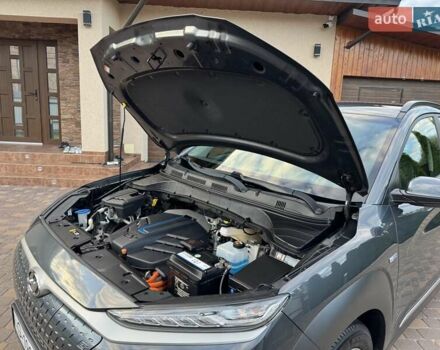 Сірий Хендай Kona, об'ємом двигуна 0 л та пробігом 71 тис. км за 17700 $, фото 83 на Automoto.ua