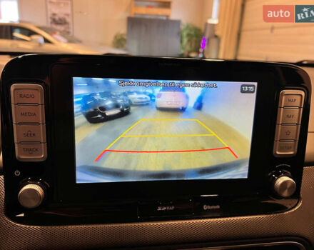 Серый Хендай Kona, объемом двигателя 0 л и пробегом 85 тыс. км за 14450 $, фото 15 на Automoto.ua