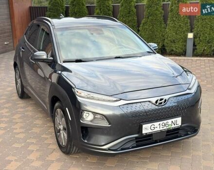 Сірий Хендай Kona, об'ємом двигуна 0 л та пробігом 71 тис. км за 17700 $, фото 1 на Automoto.ua