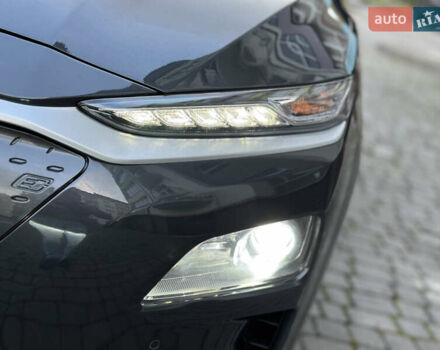 Серый Хендай Kona, объемом двигателя 0 л и пробегом 137 тыс. км за 17500 $, фото 25 на Automoto.ua