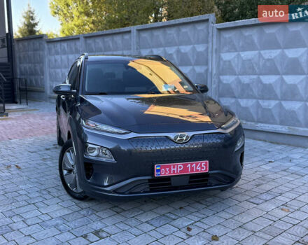 Сірий Хендай Kona, об'ємом двигуна 0 л та пробігом 114 тис. км за 15999 $, фото 61 на Automoto.ua