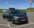 Серый Хендай Kona, объемом двигателя 0 л и пробегом 71 тыс. км за 16999 $, фото 19 на Automoto.ua