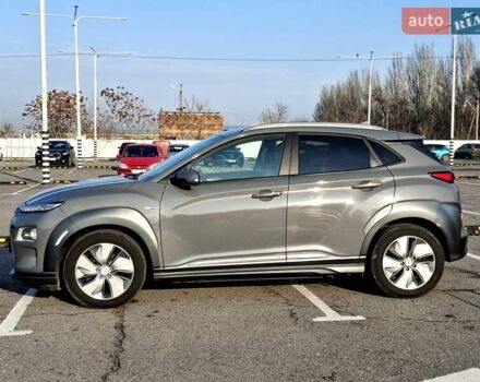 Серый Хендай Kona, объемом двигателя 0 л и пробегом 116 тыс. км за 18600 $, фото 12 на Automoto.ua