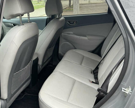 Серый Хендай Kona, объемом двигателя 0 л и пробегом 136 тыс. км за 19300 $, фото 10 на Automoto.ua