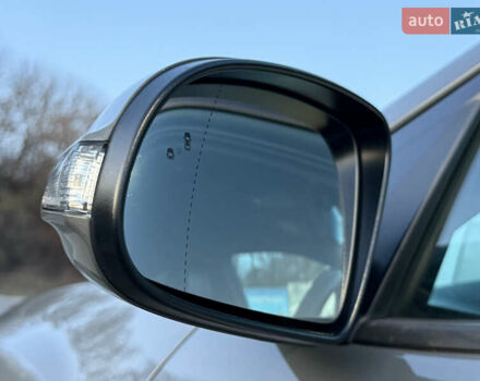 Сірий Хендай Kona, об'ємом двигуна 0 л та пробігом 63 тис. км за 18600 $, фото 29 на Automoto.ua