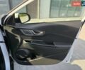 Серый Хендай Kona, объемом двигателя 0 л и пробегом 93 тыс. км за 17970 $, фото 45 на Automoto.ua
