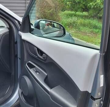 Сірий Хендай Kona, об'ємом двигуна 2 л та пробігом 59 тис. км за 15100 $, фото 13 на Automoto.ua