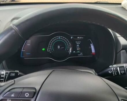 Сірий Хендай Kona, об'ємом двигуна 0 л та пробігом 136 тис. км за 17200 $, фото 12 на Automoto.ua