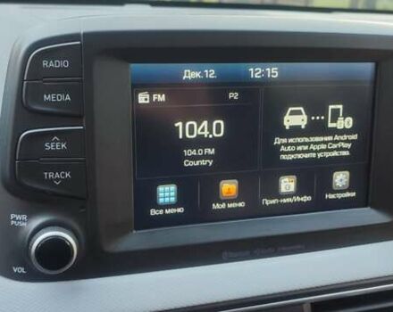 Сірий Хендай Kona, об'ємом двигуна 2 л та пробігом 61 тис. км за 14600 $, фото 24 на Automoto.ua