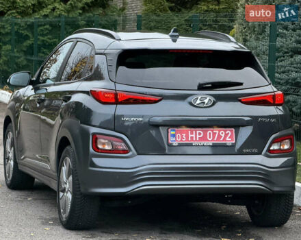 Сірий Хендай Kona, об'ємом двигуна 0 л та пробігом 81 тис. км за 17200 $, фото 20 на Automoto.ua
