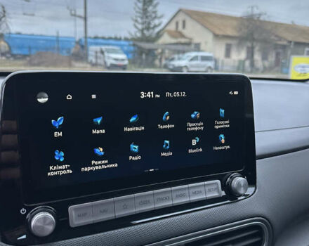 Сірий Хендай Kona, об'ємом двигуна 0 л та пробігом 149 тис. км за 17950 $, фото 55 на Automoto.ua