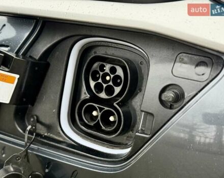 Серый Хендай Kona, объемом двигателя 0 л и пробегом 74 тыс. км за 15250 $, фото 29 на Automoto.ua