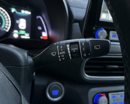 Сірий Хендай Kona, об'ємом двигуна 0 л та пробігом 137 тис. км за 16900 $, фото 101 на Automoto.ua