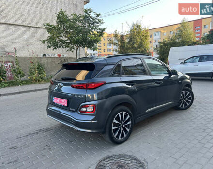 Сірий Хендай Kona, об'ємом двигуна 0 л та пробігом 230 тис. км за 14900 $, фото 8 на Automoto.ua