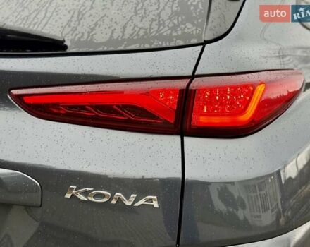 Серый Хендай Kona, объемом двигателя 0 л и пробегом 74 тыс. км за 15250 $, фото 36 на Automoto.ua