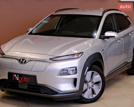 Серый Хендай Kona, объемом двигателя 0 л и пробегом 88 тыс. км за 20300 $, фото 9 на Automoto.ua