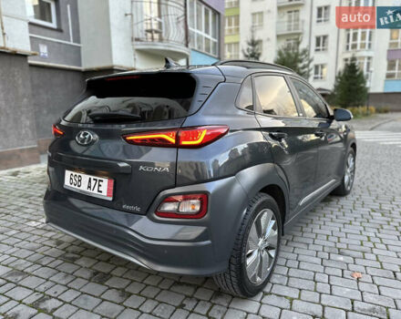 Сірий Хендай Kona, об'ємом двигуна 0 л та пробігом 137 тис. км за 16900 $, фото 20 на Automoto.ua