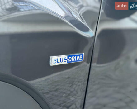 Серый Хендай Kona, объемом двигателя 0 л и пробегом 137 тыс. км за 17500 $, фото 26 на Automoto.ua