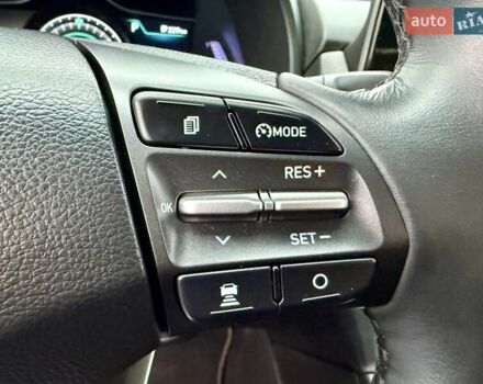 Серый Хендай Kona, объемом двигателя 0 л и пробегом 74 тыс. км за 15250 $, фото 53 на Automoto.ua