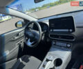 Серый Хендай Kona, объемом двигателя 0 л и пробегом 71 тыс. км за 16999 $, фото 32 на Automoto.ua