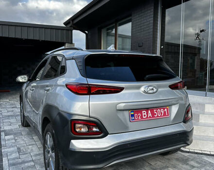 Сірий Хендай Kona, об'ємом двигуна 0 л та пробігом 38 тис. км за 19200 $, фото 8 на Automoto.ua