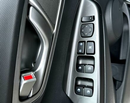 Сірий Хендай Kona, об'ємом двигуна 0 л та пробігом 41 тис. км за 20500 $, фото 3 на Automoto.ua