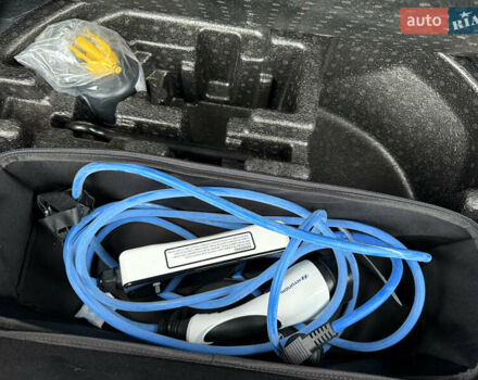 Сірий Хендай Kona, об'ємом двигуна 0 л та пробігом 78 тис. км за 18600 $, фото 22 на Automoto.ua