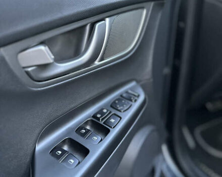 Сірий Хендай Kona, об'ємом двигуна 0 л та пробігом 137 тис. км за 16900 $, фото 48 на Automoto.ua