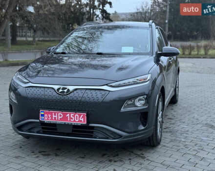 Серый Хендай Kona, объемом двигателя 0 л и пробегом 98 тыс. км за 18300 $, фото 33 на Automoto.ua