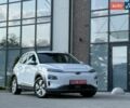 Серый Хендай Kona, объемом двигателя 0 л и пробегом 93 тыс. км за 17970 $, фото 16 на Automoto.ua