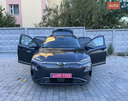 Сірий Хендай Kona, об'ємом двигуна 0 л та пробігом 114 тис. км за 15999 $, фото 24 на Automoto.ua