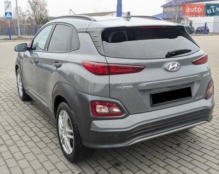 Сірий Хендай Kona, об'ємом двигуна 0 л та пробігом 55 тис. км за 14999 $, фото 10 на Automoto.ua