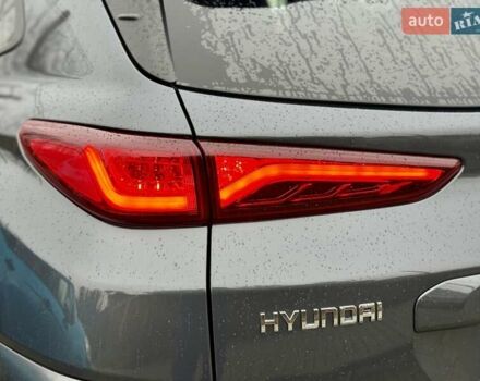 Серый Хендай Kona, объемом двигателя 0 л и пробегом 74 тыс. км за 15250 $, фото 35 на Automoto.ua