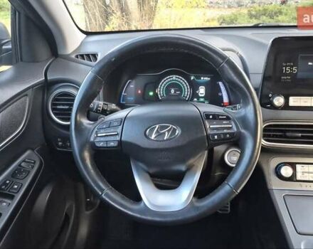 Сірий Хендай Kona, об'ємом двигуна 0 л та пробігом 42 тис. км за 22200 $, фото 19 на Automoto.ua